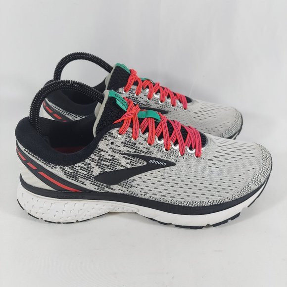 womens brooks ghost 11 size 8.5